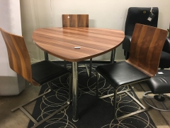 Matbord + 3st stolar